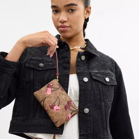 COACH Signature Corner Zip Wristlet Cherry Print - Picture 12 of 12